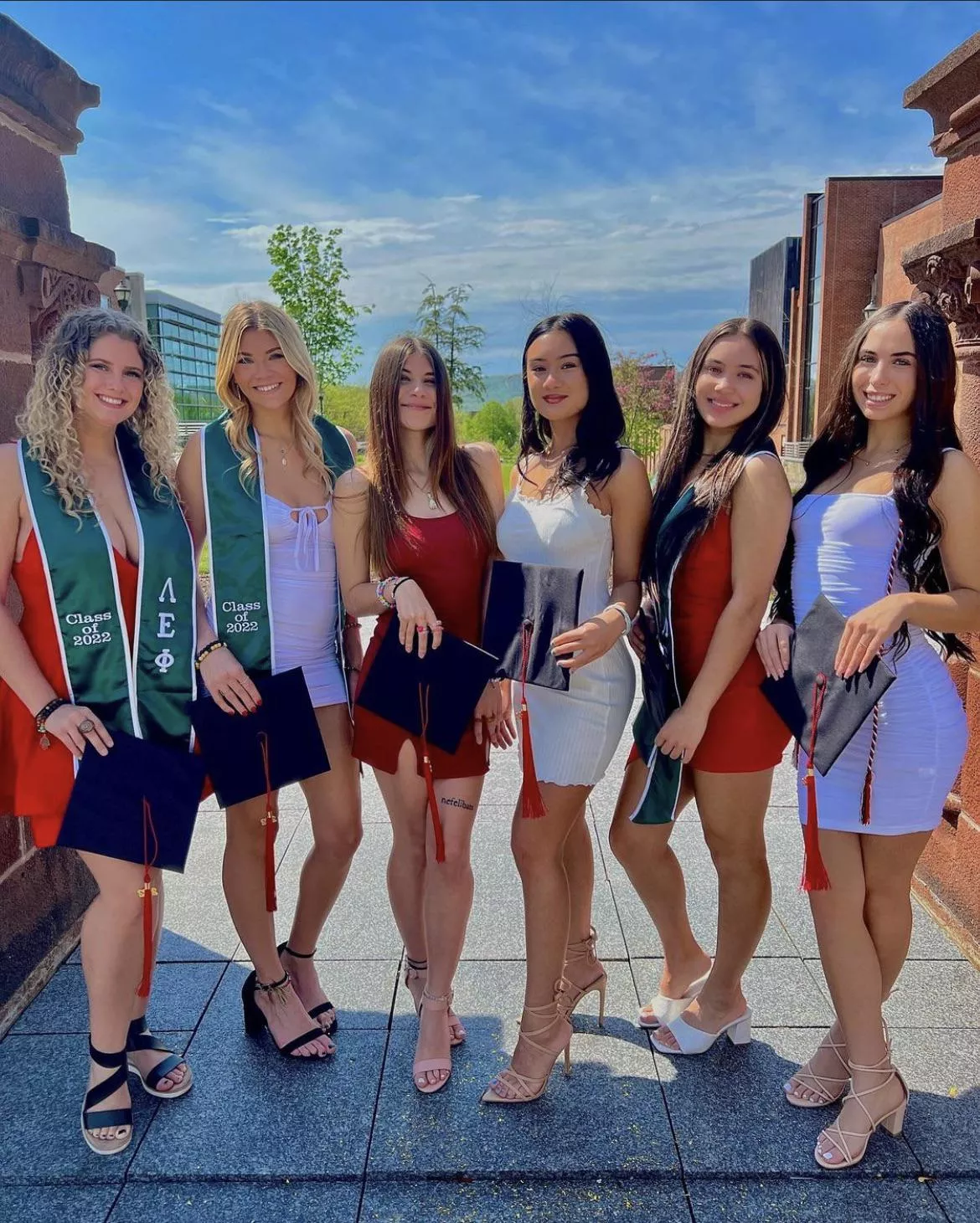 Class of 2022🍾🎓Which one? posted by xjimmy95x