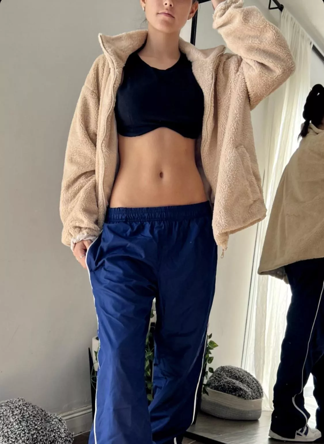 Classic crop top posted by tesskip36