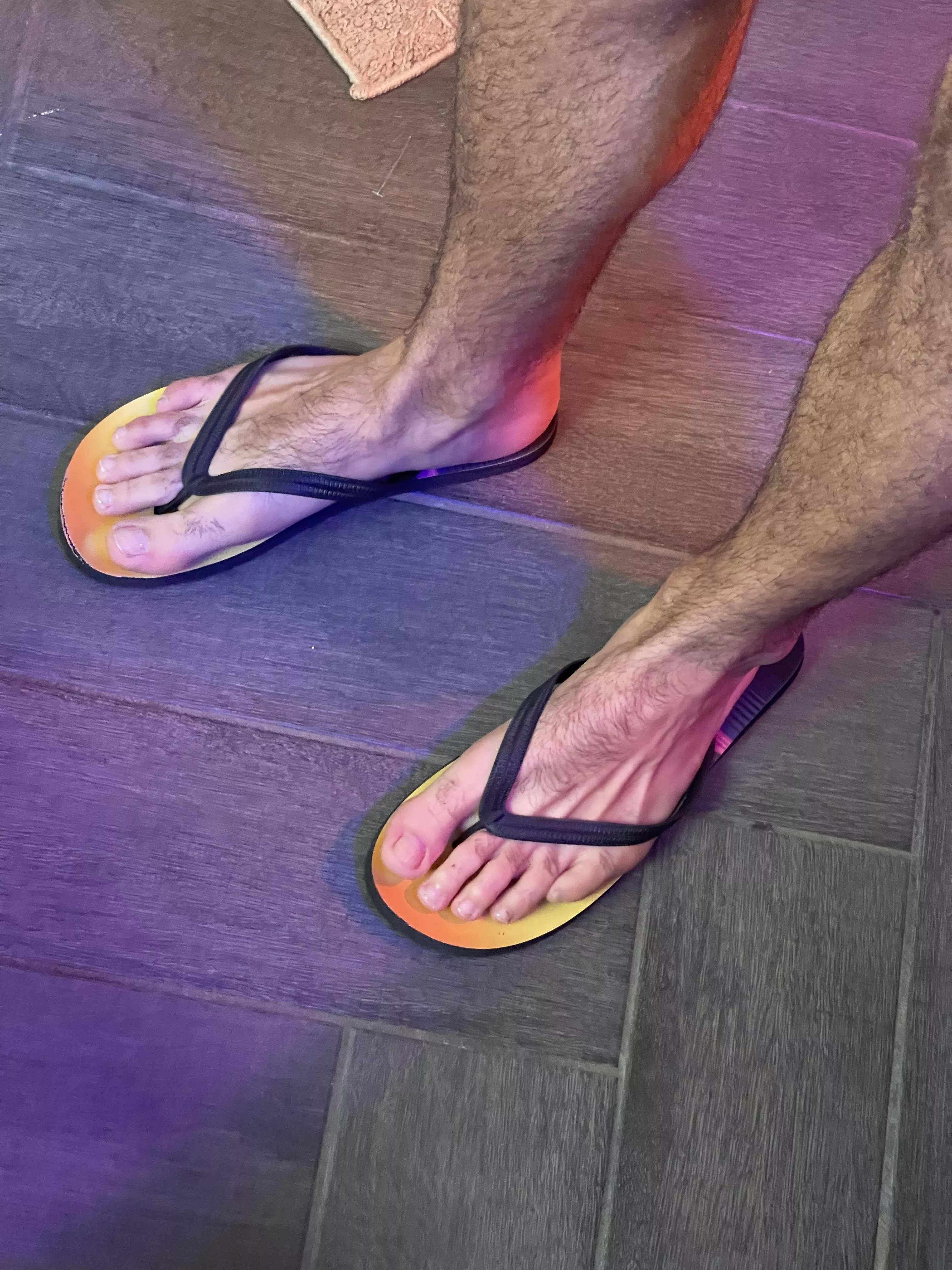 Classic thong flops posted by traveltoes