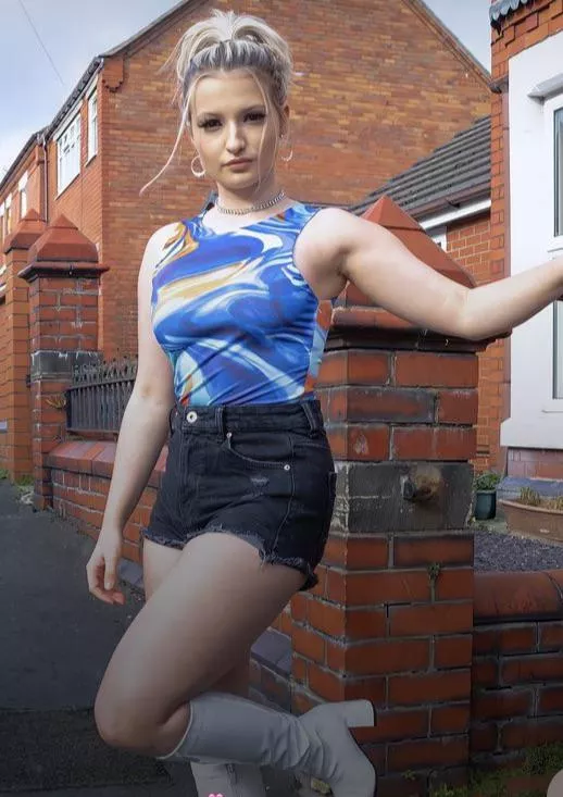 Classy posted by MasterpieceNeat7220