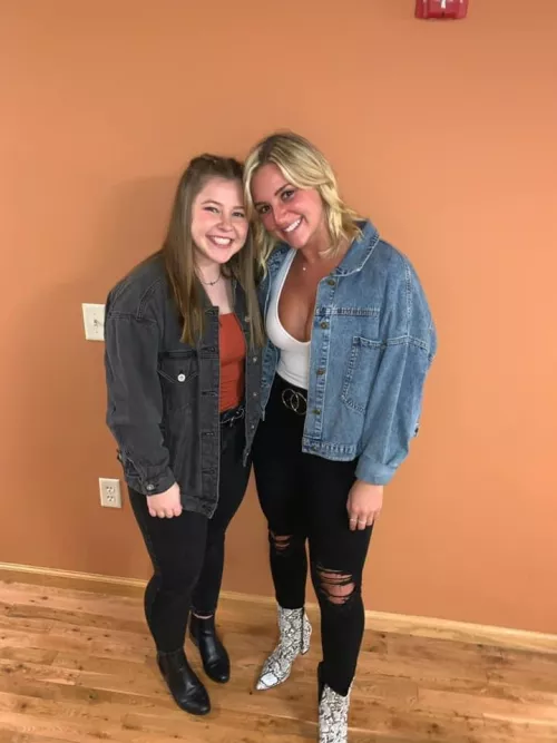 Clear winner on the right by Substantial-Sport129