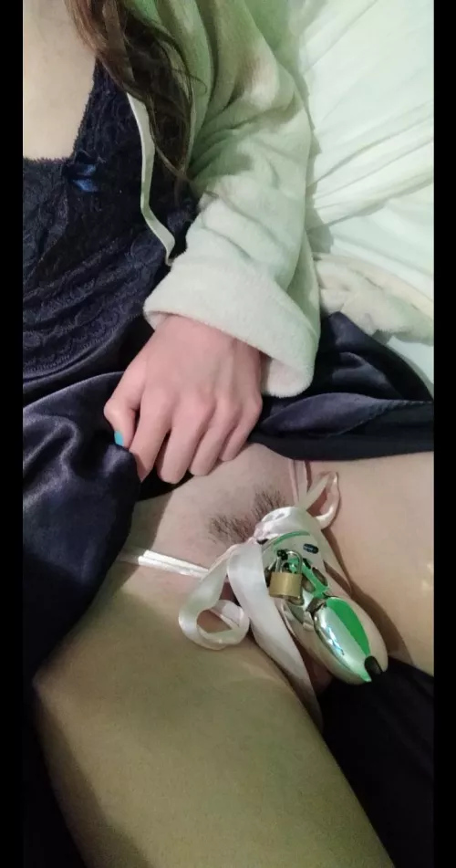 Clitty check ! am i a good girl ? :3 by InariaKitsune