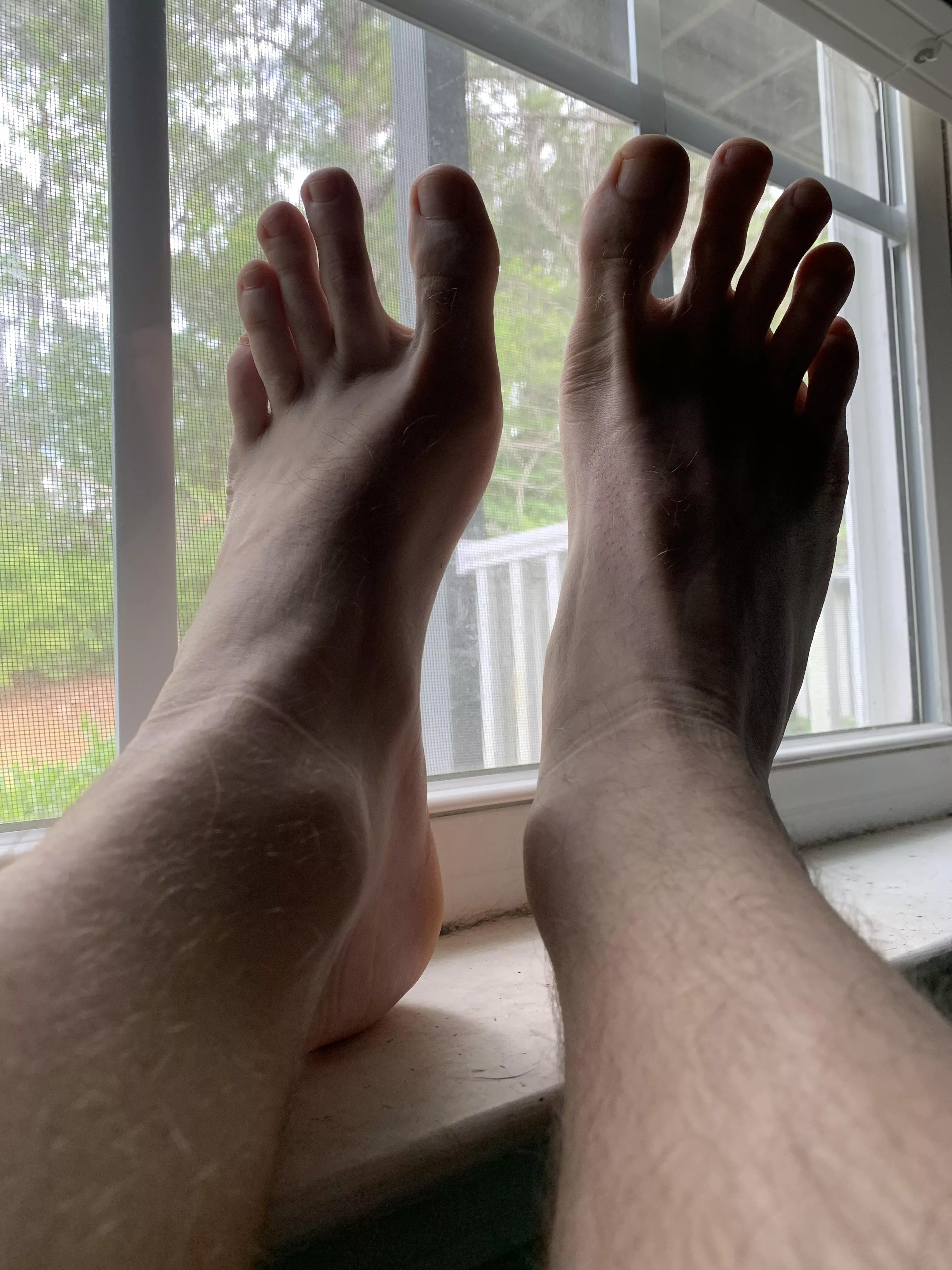 Close enough to sniff posted by hottubsexmachine18