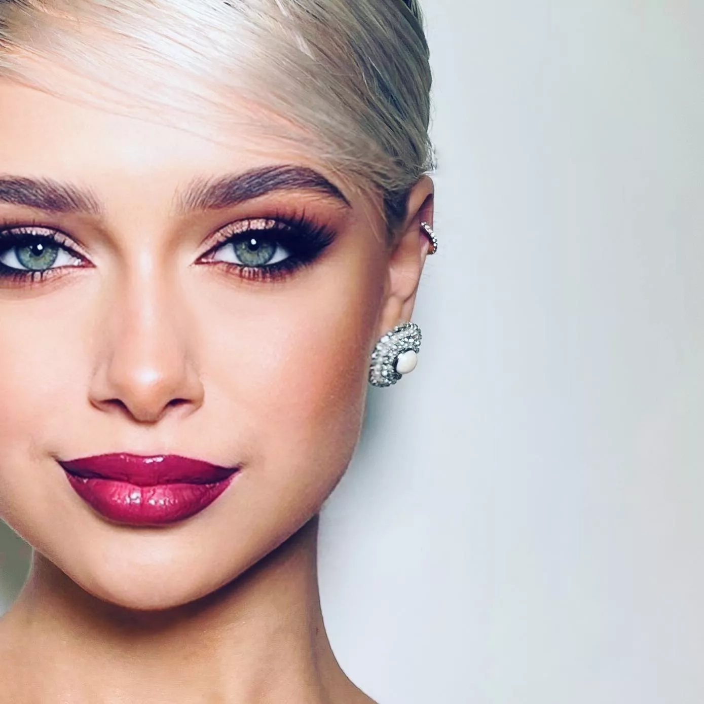 Close Up posted by gooningaccount