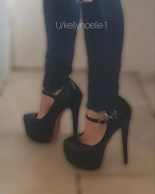 Closeups of my favorite heels! by KellyNoelle1