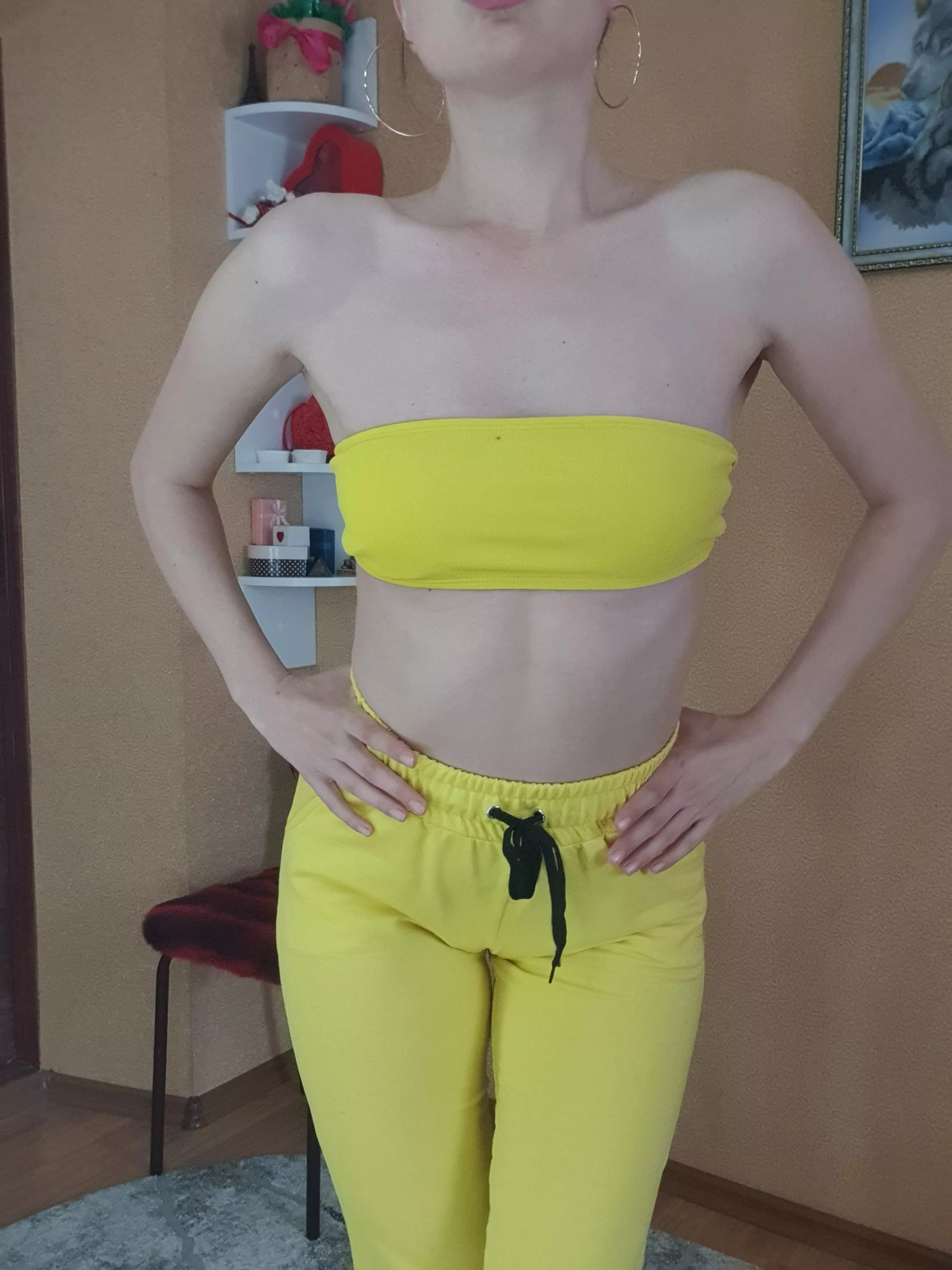 Clothed by still sexy 🔥🇺🇦 posted by UkraineGirlChat