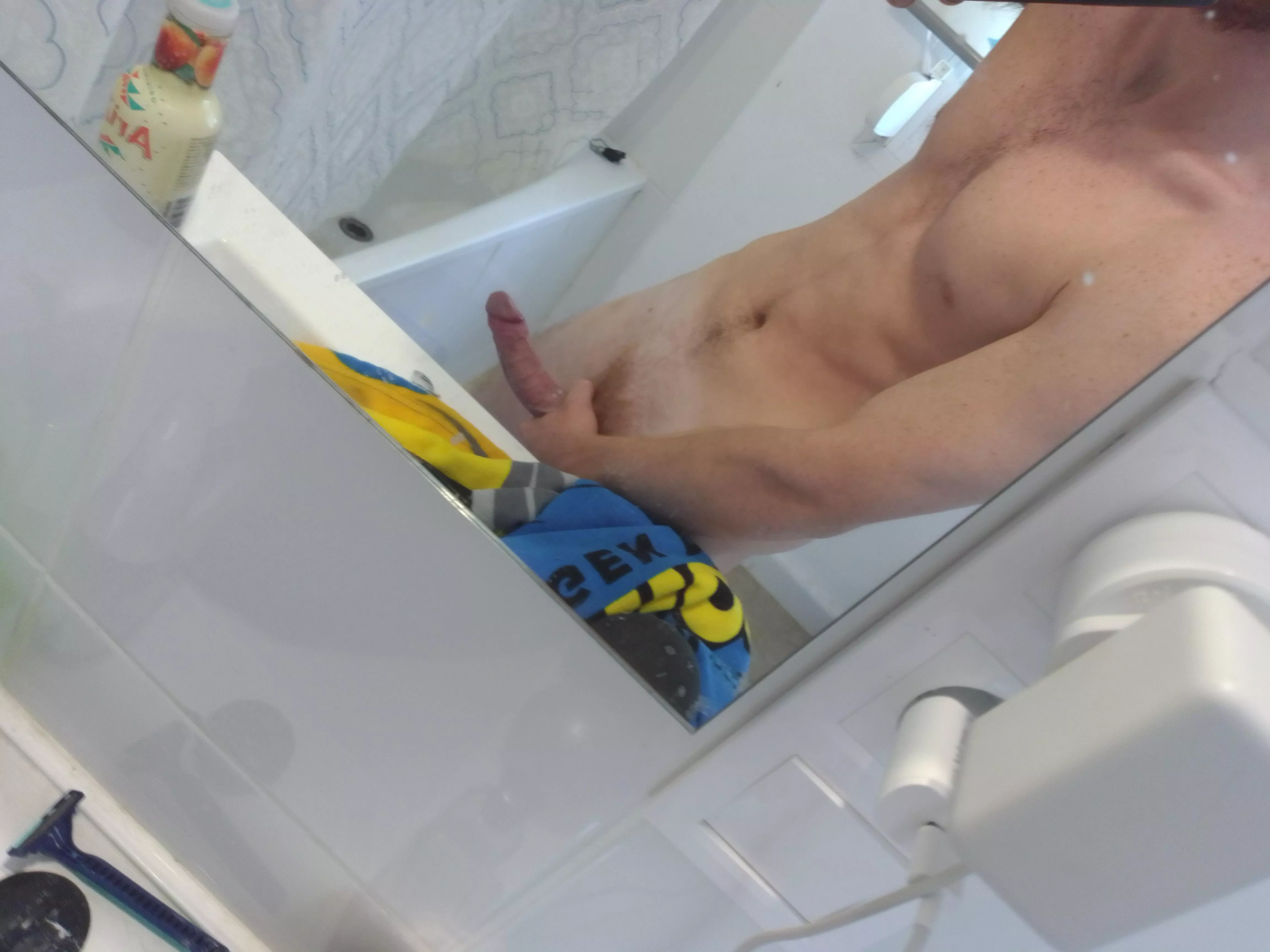 cock 🤷 posted by 20kinkypinky01