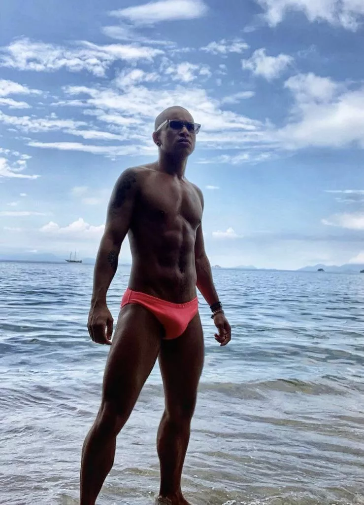 Cock from brazilian beaches posted by LuizSartori