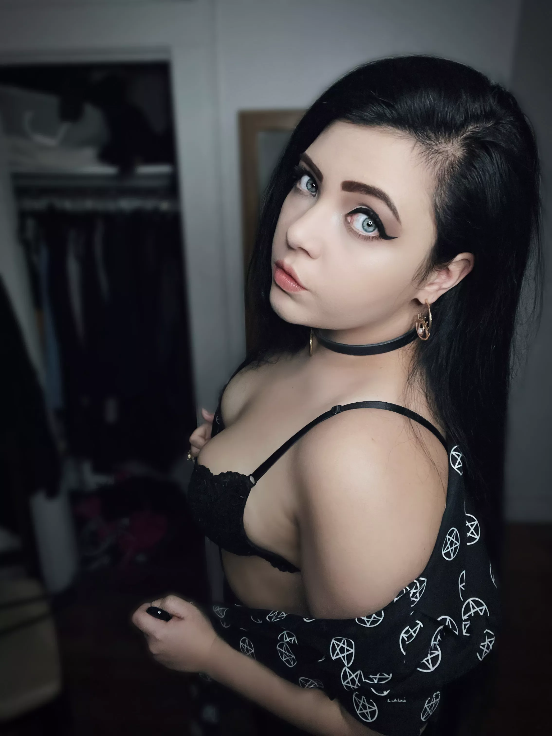 Cold and black in my chest posted by PrincessGothicBean