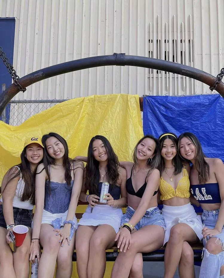 College Babes ❤️ posted by kappapride169