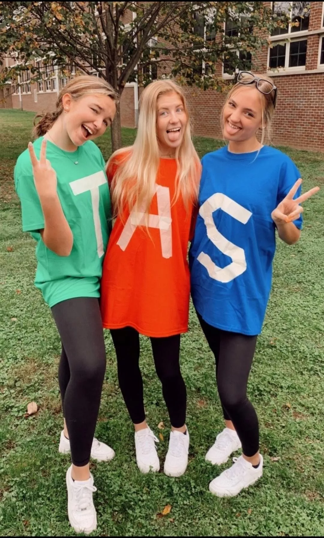 college freshman hotties. posted by advantage0vertime