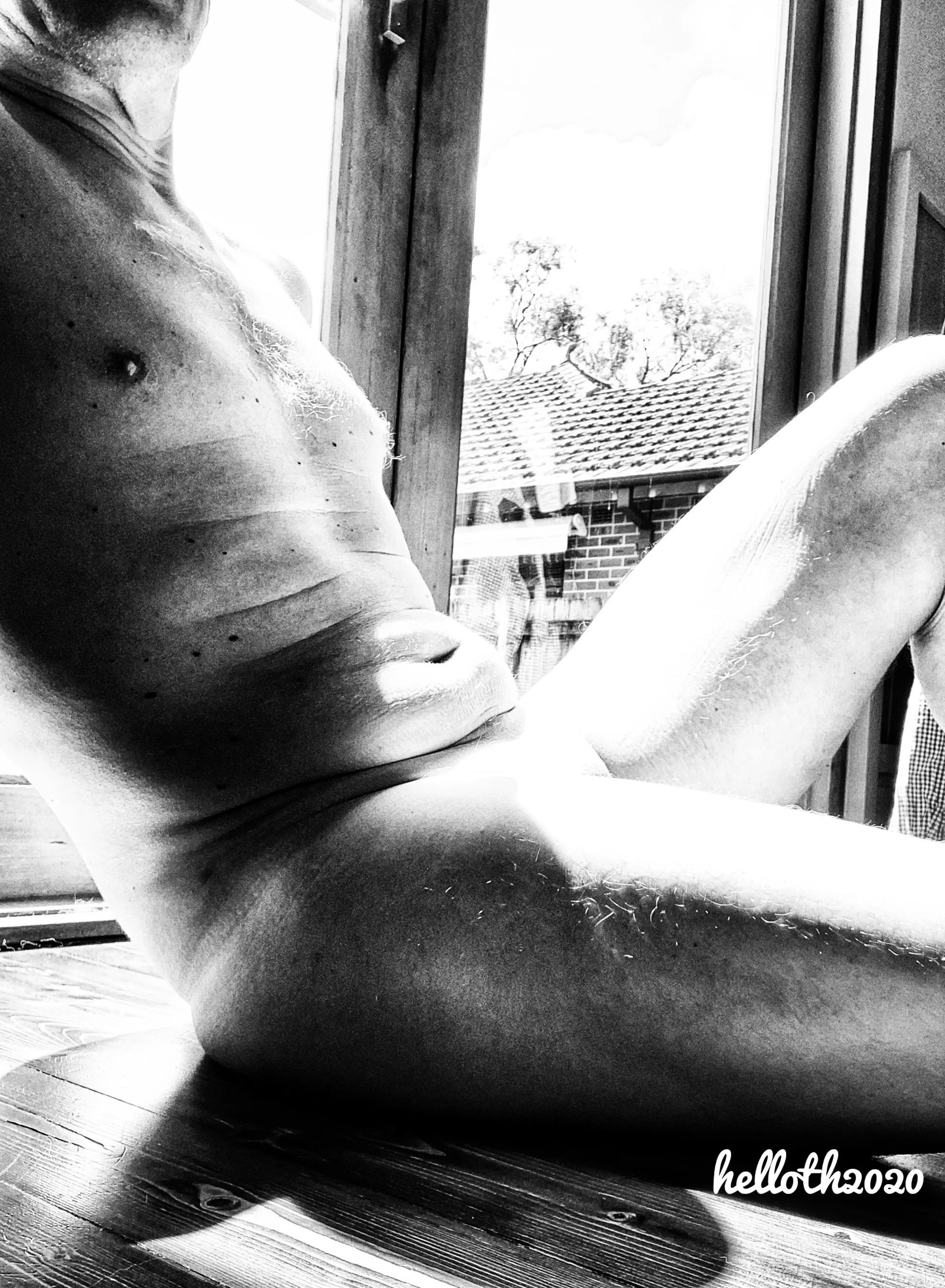 Come and enjoy some sun with me too posted by helloth2020