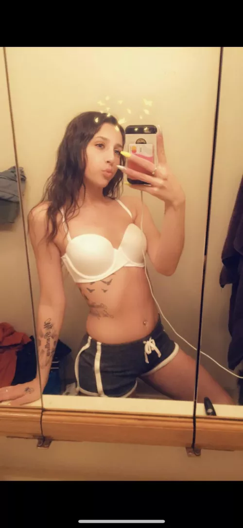 Come and explore me baby by Qxnkayy