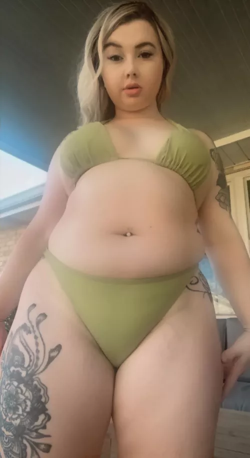 Come and get it 😇 by platinumprincess985