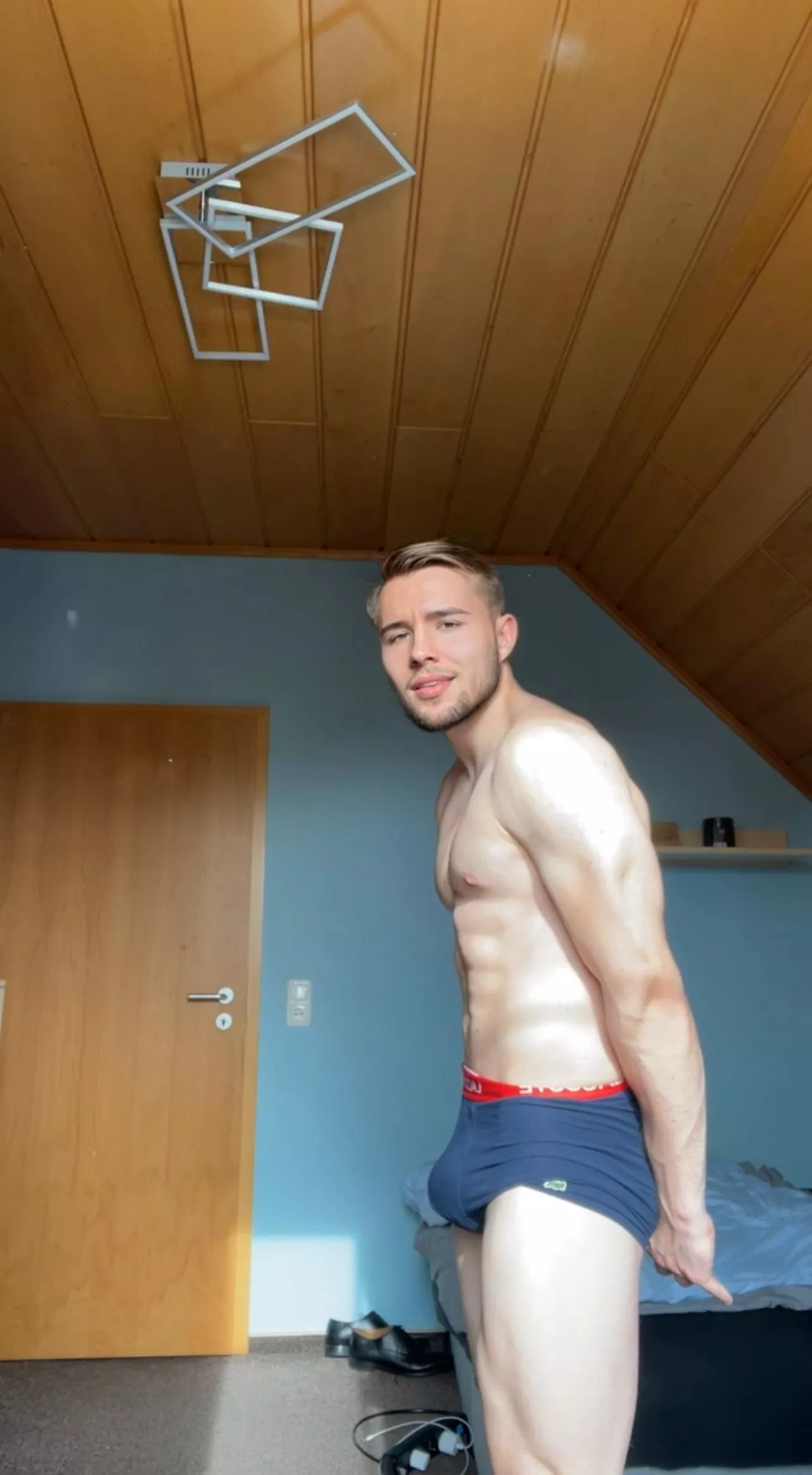 Come and get it posted by blondboyjan