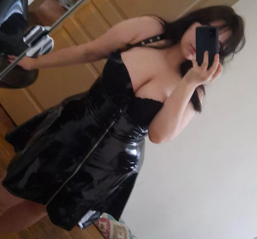 Come and say Hi to mommy ~♡ posted by HotMoonxx