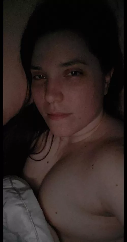 Come back to bed 😉 by b4byyod4