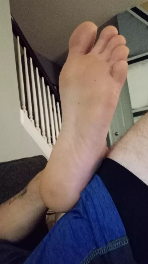 Come be my next foot slave by Mrmcspankie