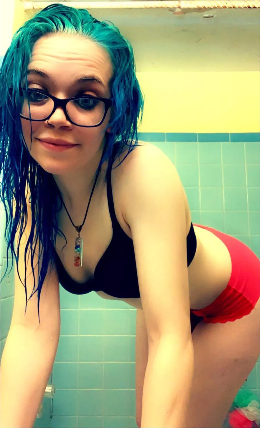 Come check out my page free to sub. posted by ashsmashdoa