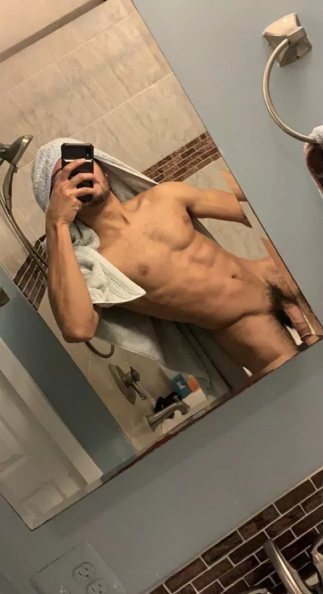 Come dry me off posted by ArsArcanumX