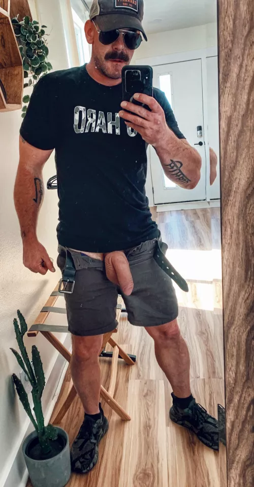 Come give me your throat, boy! by inkedpolyglot