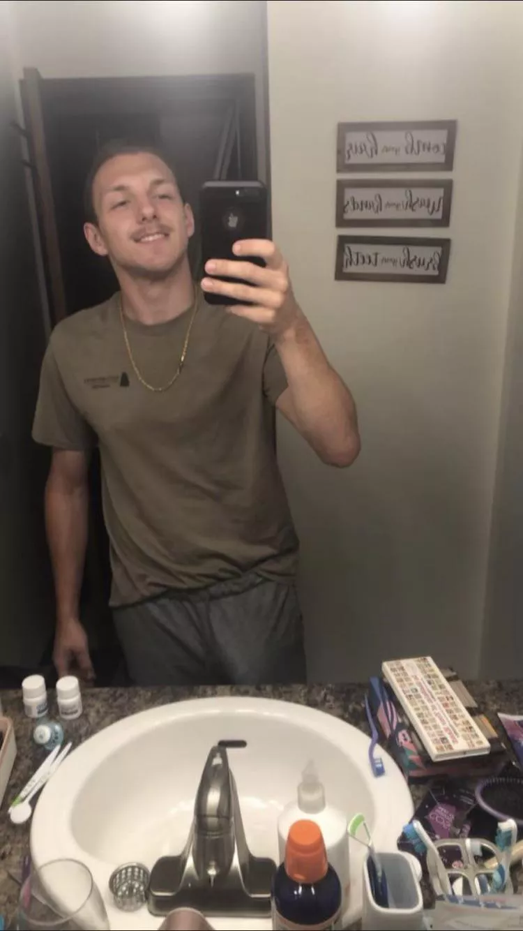 Come here and help daddy posted by SafeAardvark886