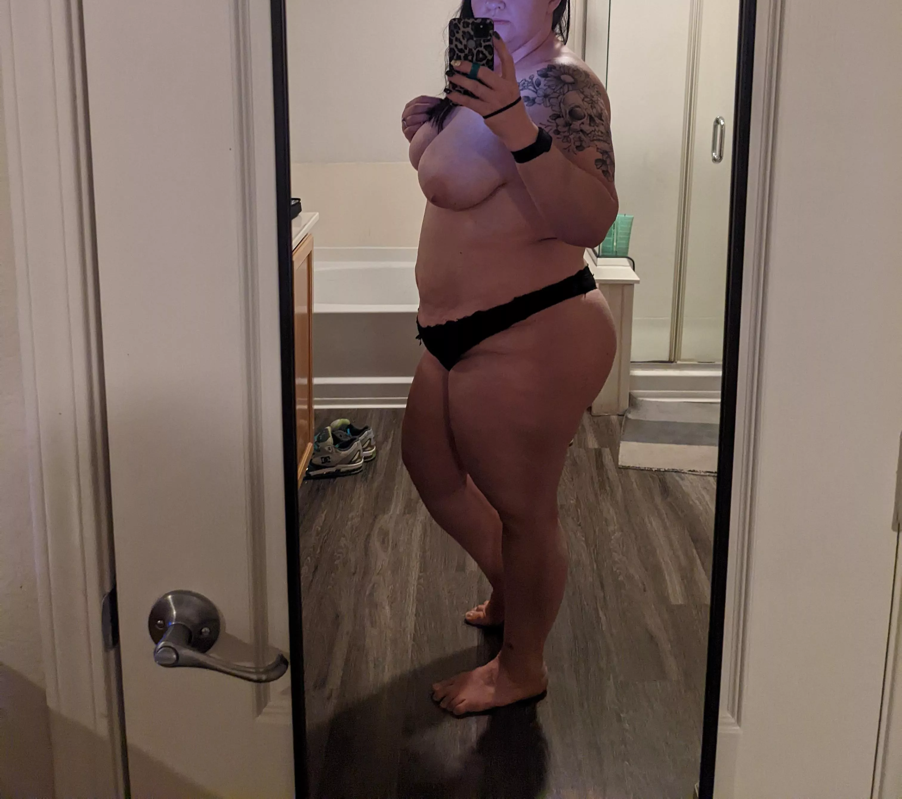 Come home now 😉😈 posted by DaneeMarie1