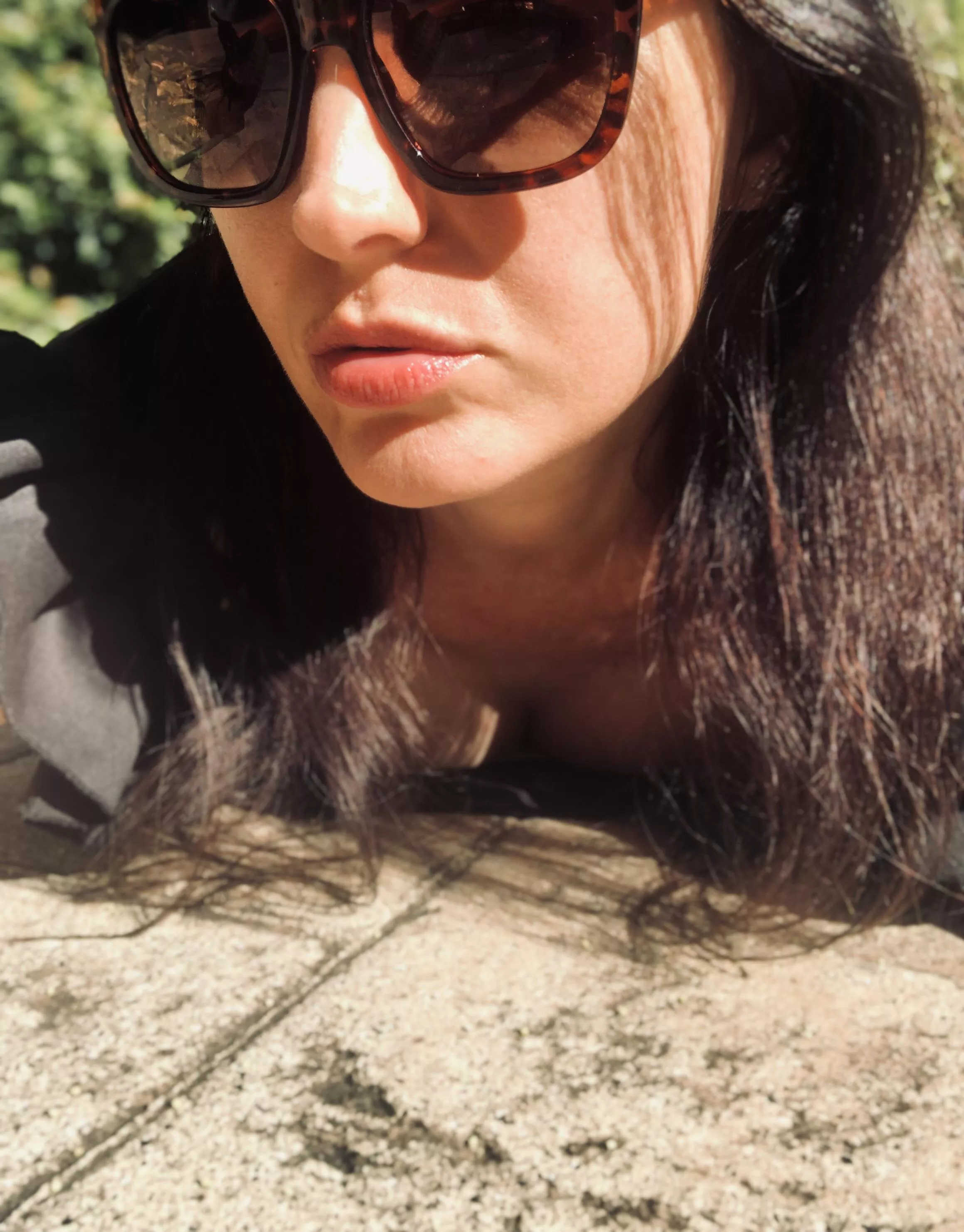 Come join me in the sun posted by LolaMayDays