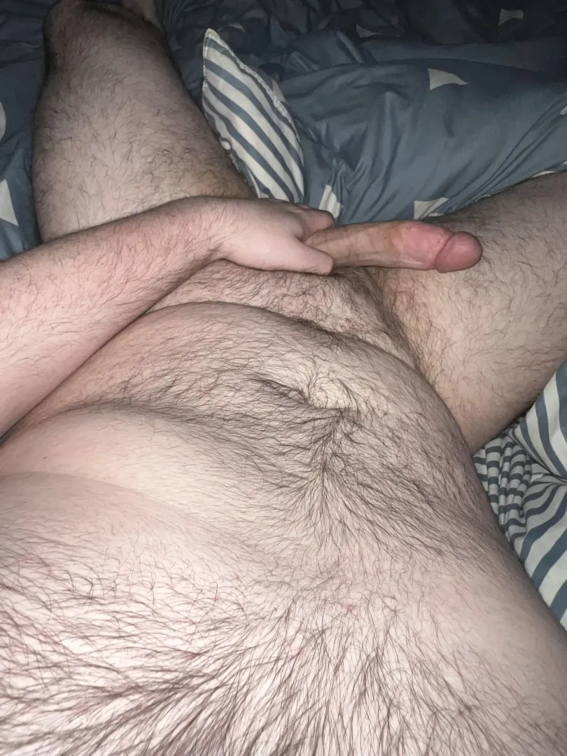 Come keep me warm tonight? by eggplantemoji69420