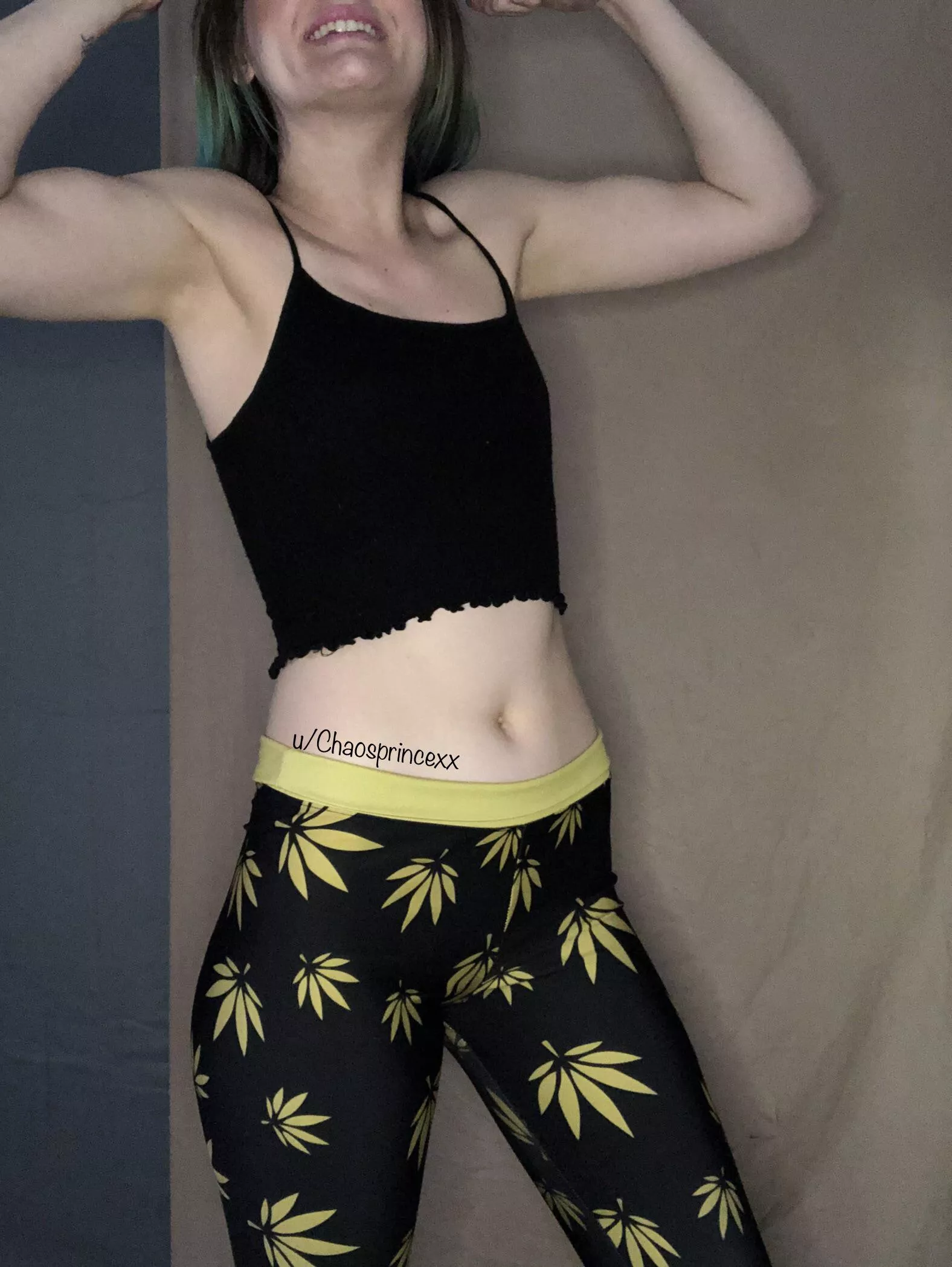 Come kiss them🥺 posted by Chaosprincexx