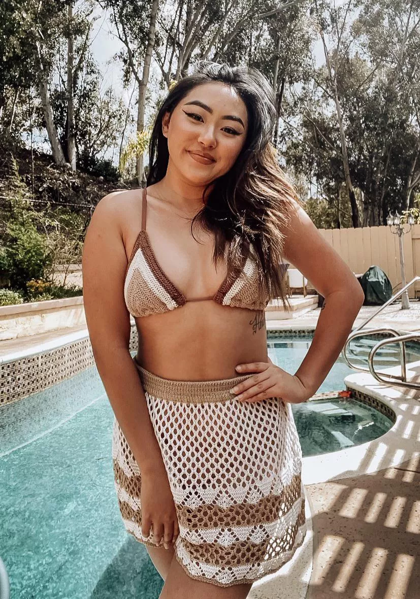 Come lotion me up baby posted by imdebbae