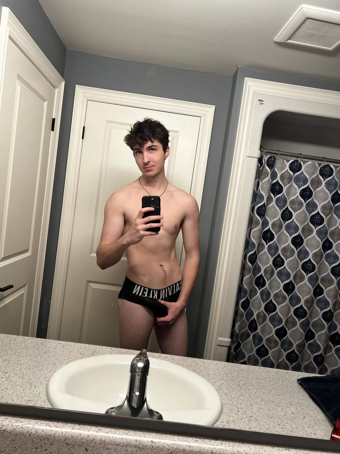 Come over and grab my bulge posted by sadboycad