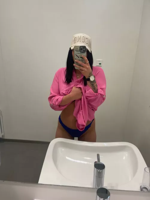 Come over right now!😉💦 by drus345