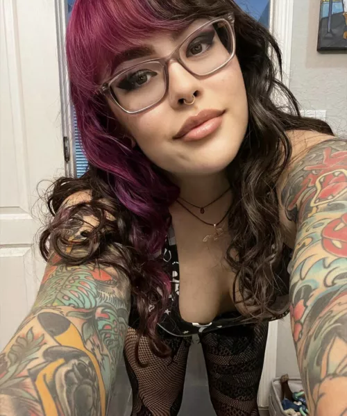 Come play with me by Big-Chicken-9087