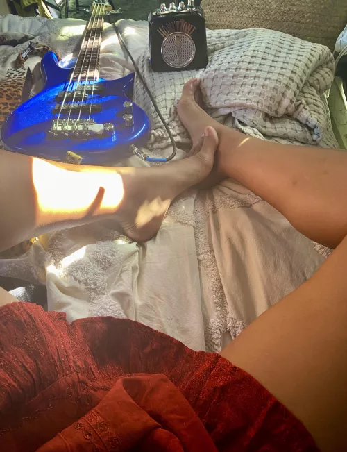 Come play with me by saucequeeen