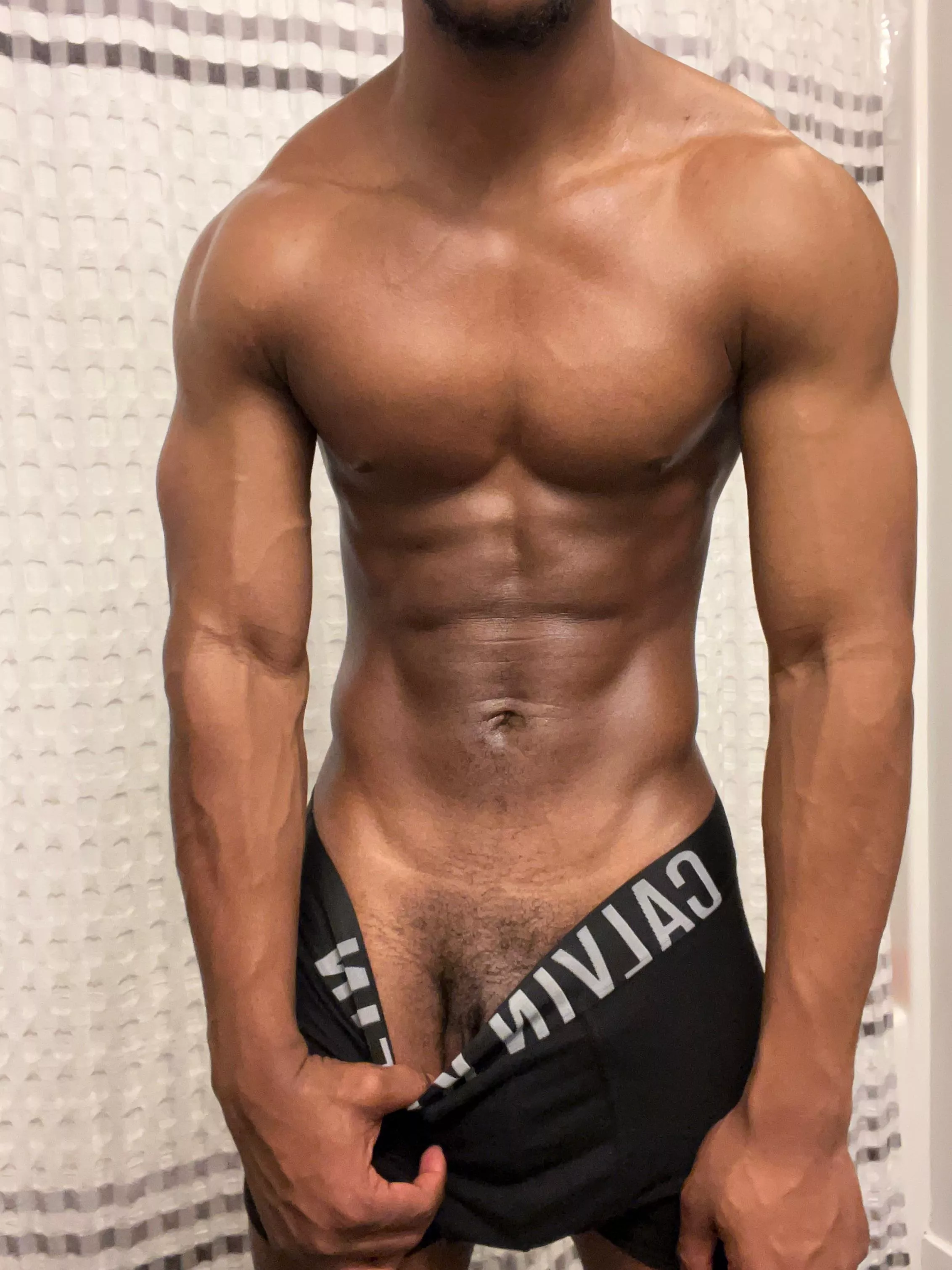 Come rub me down [OC] posted by Lerenz0118