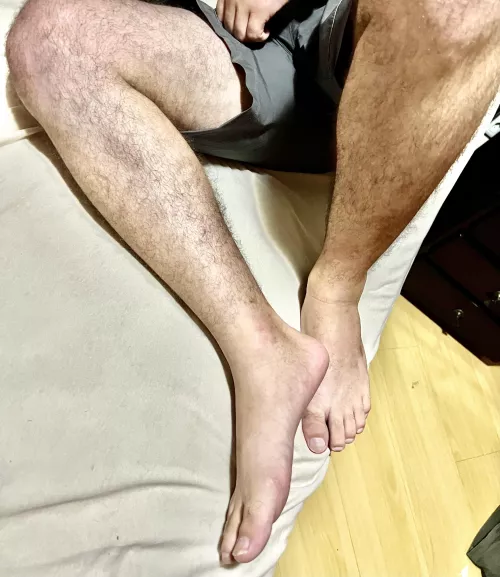 Come rub my feet by Shot-Top6166