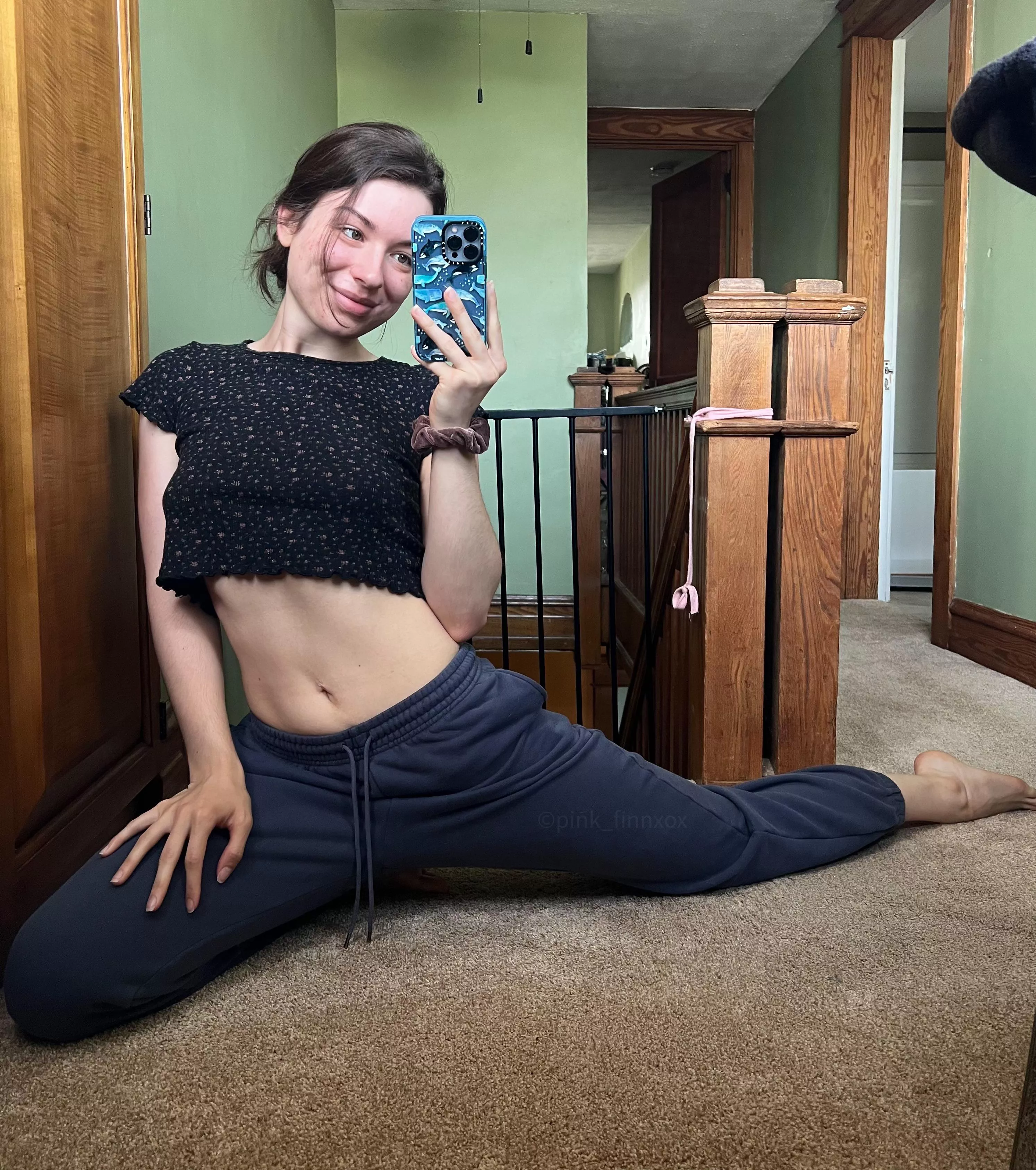 Come save me [f]rom this boredom posted by Pink_finnxox