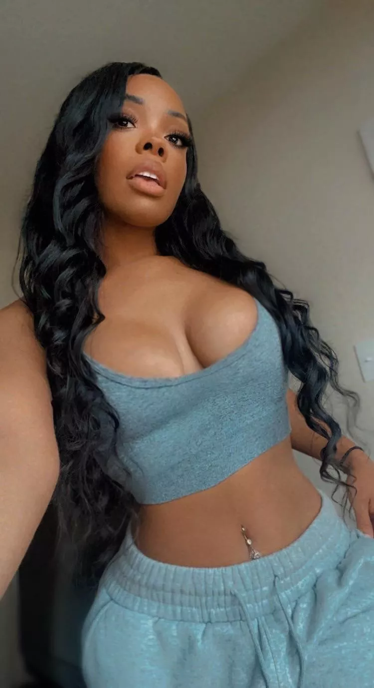 Come see more of my kinky side on my free OnlyFans 😈 link below 👇🏽 posted by kaykayOF