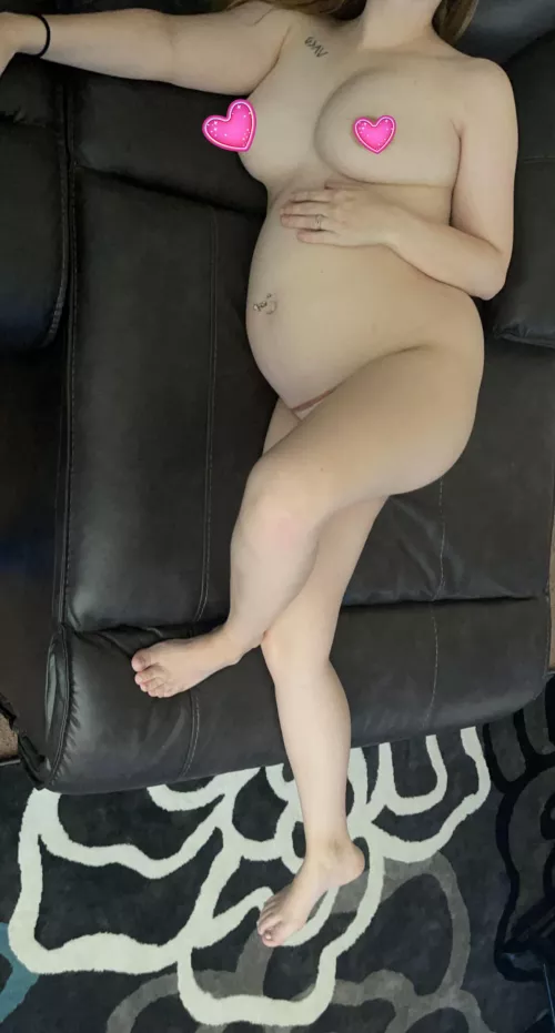 Come see what else i have to offer. Blonde F23 pregnant and horny. Let me pleasure you. by hotmomma1269