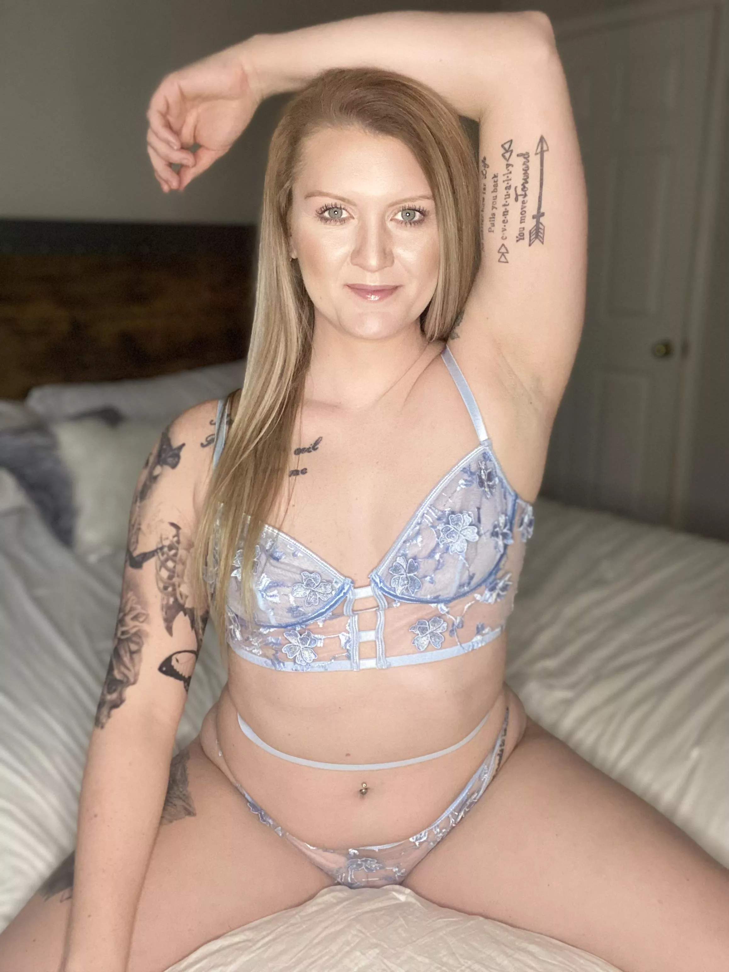 Come smell and taste 😈💦 posted by britt_brittxoxo