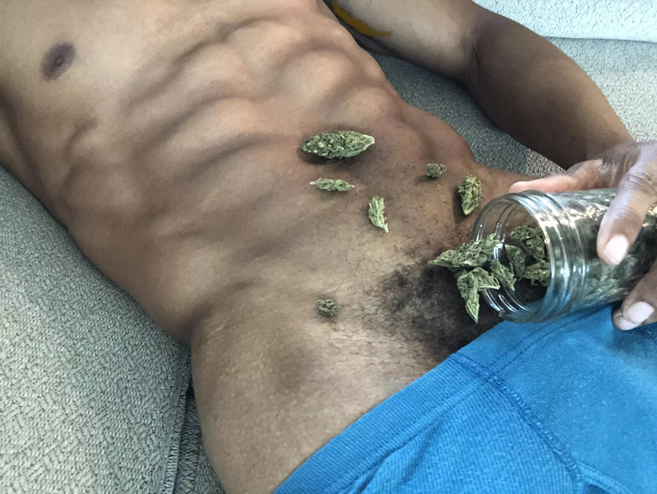 Come s[m]oke with me posted by LakeRoman