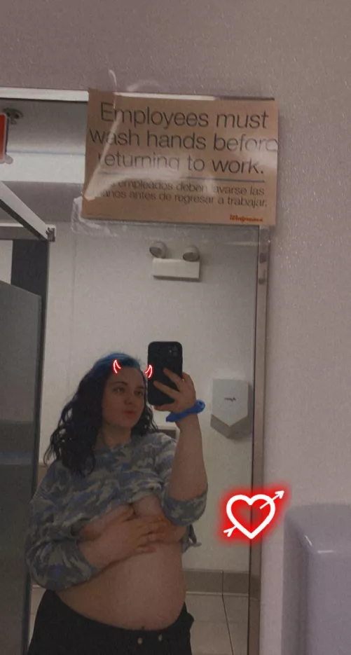 Come stuff a MILF FOR HER BIRTHDAY 🥳 by Spirited_Past_9494