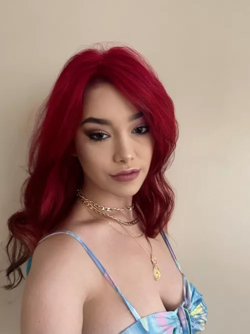 come sub to see more of me by emma_kaye04