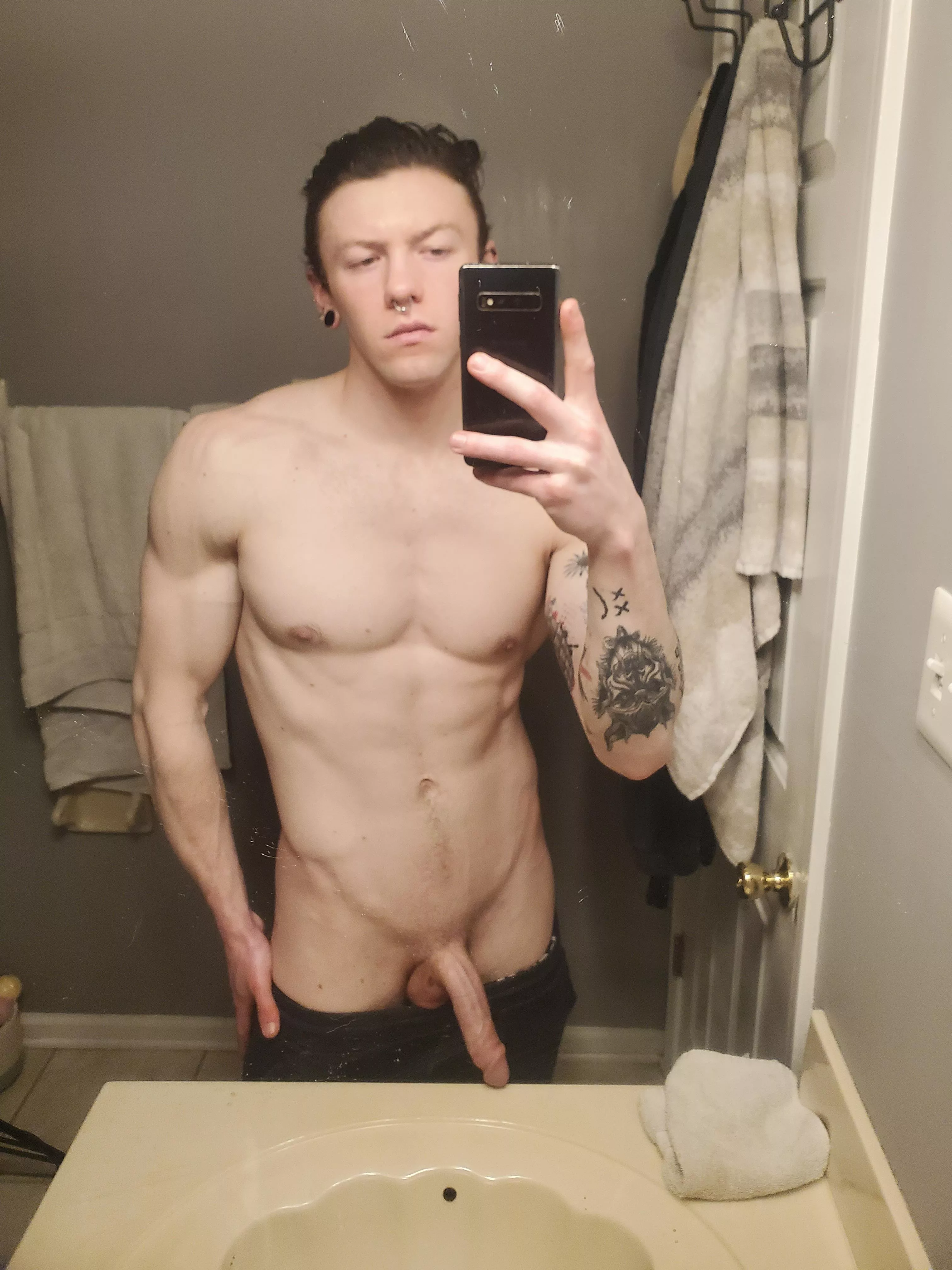 Come suck me clean posted by sadandhydrated_97