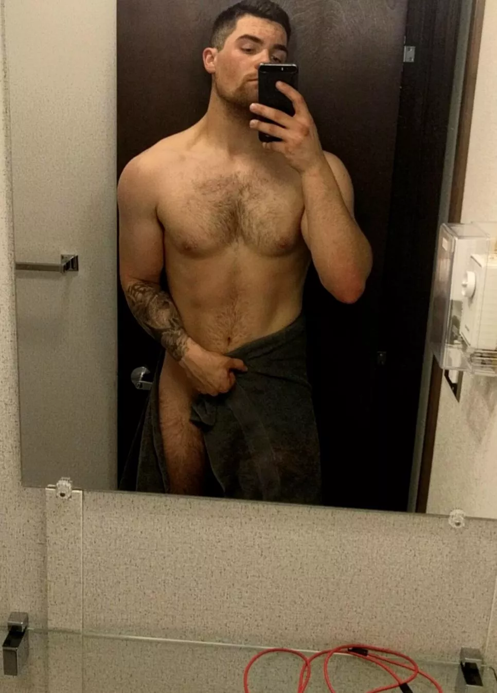 come take the towel posted by eMPtY122