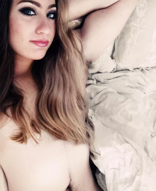 Come to bed with me? by chasis88