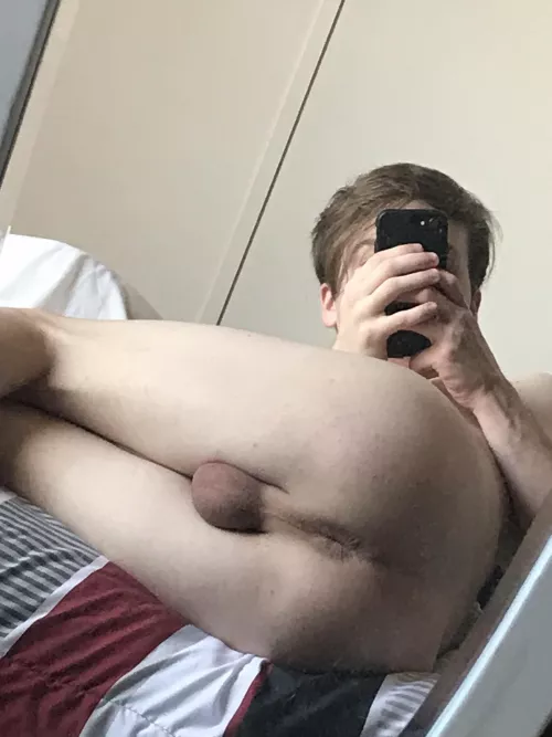 Come use my hole by Zaji204