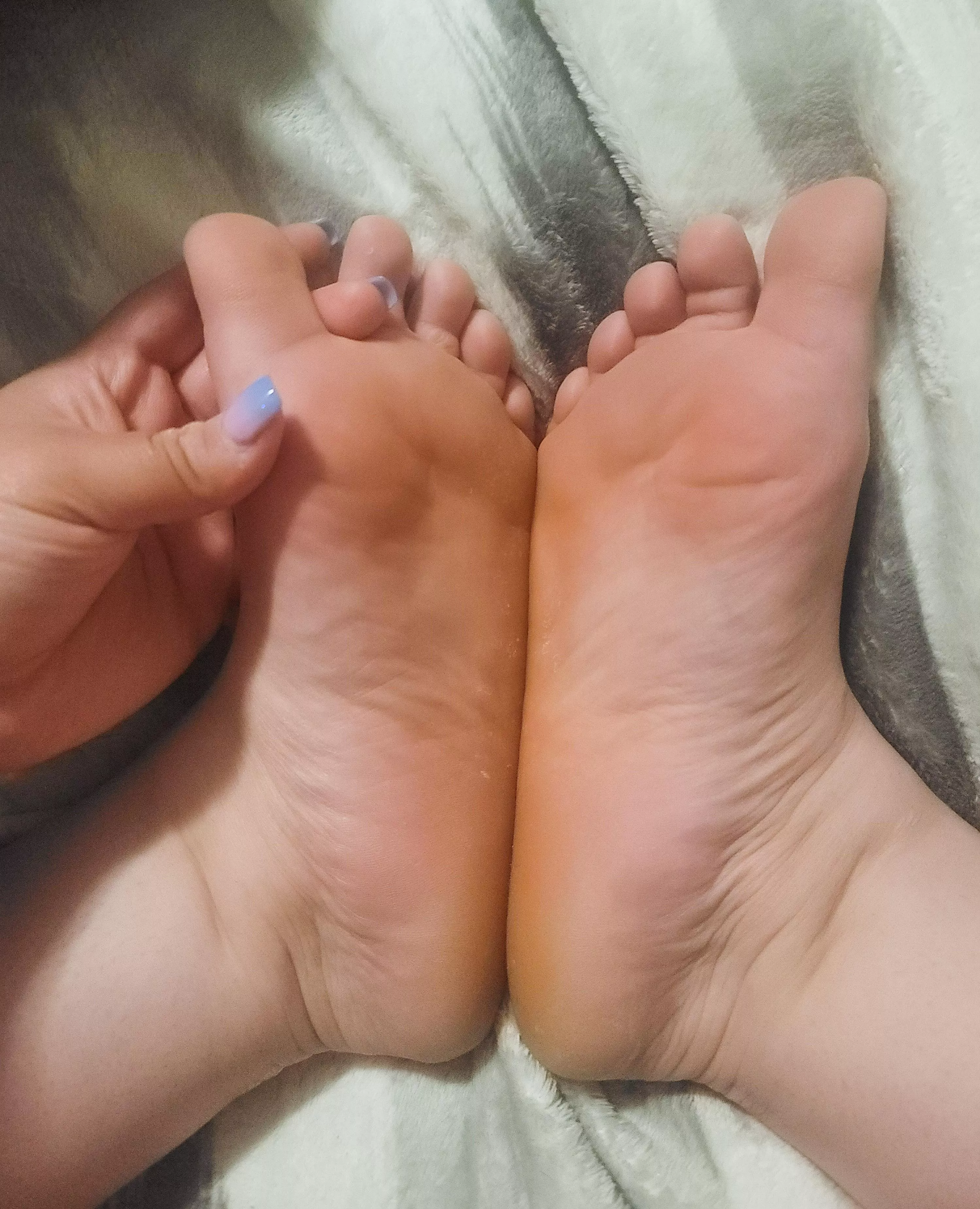 come worship 😏 posted by PettySecret