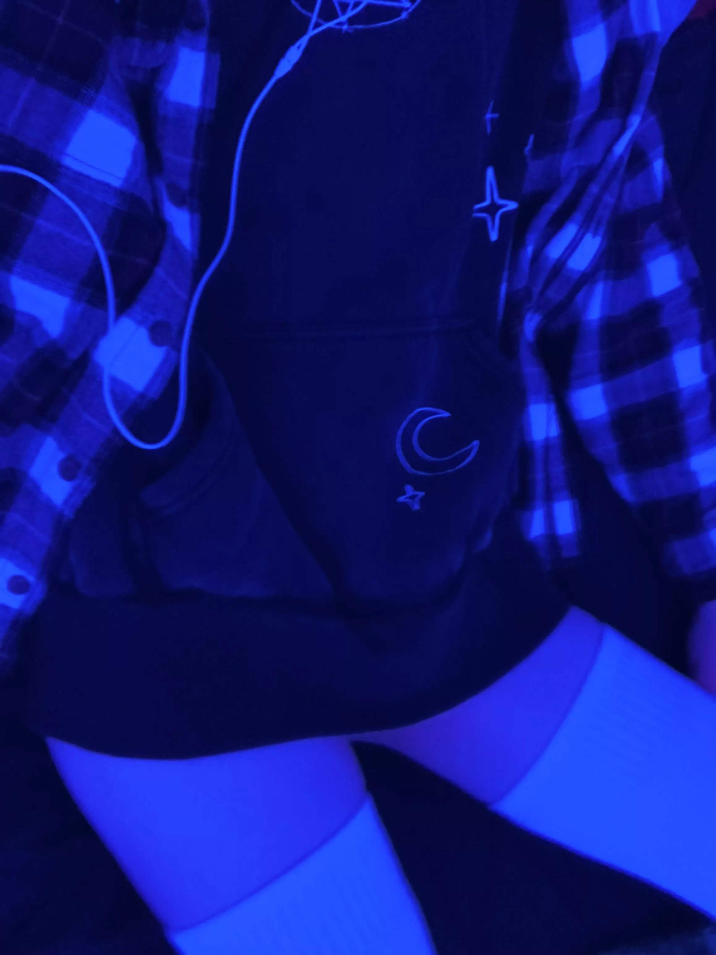 Comfy boi 🤍 posted by FriesAndTaterTots